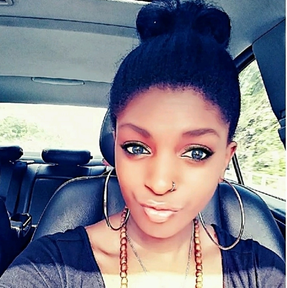 Meet your Posher, Alexanderia